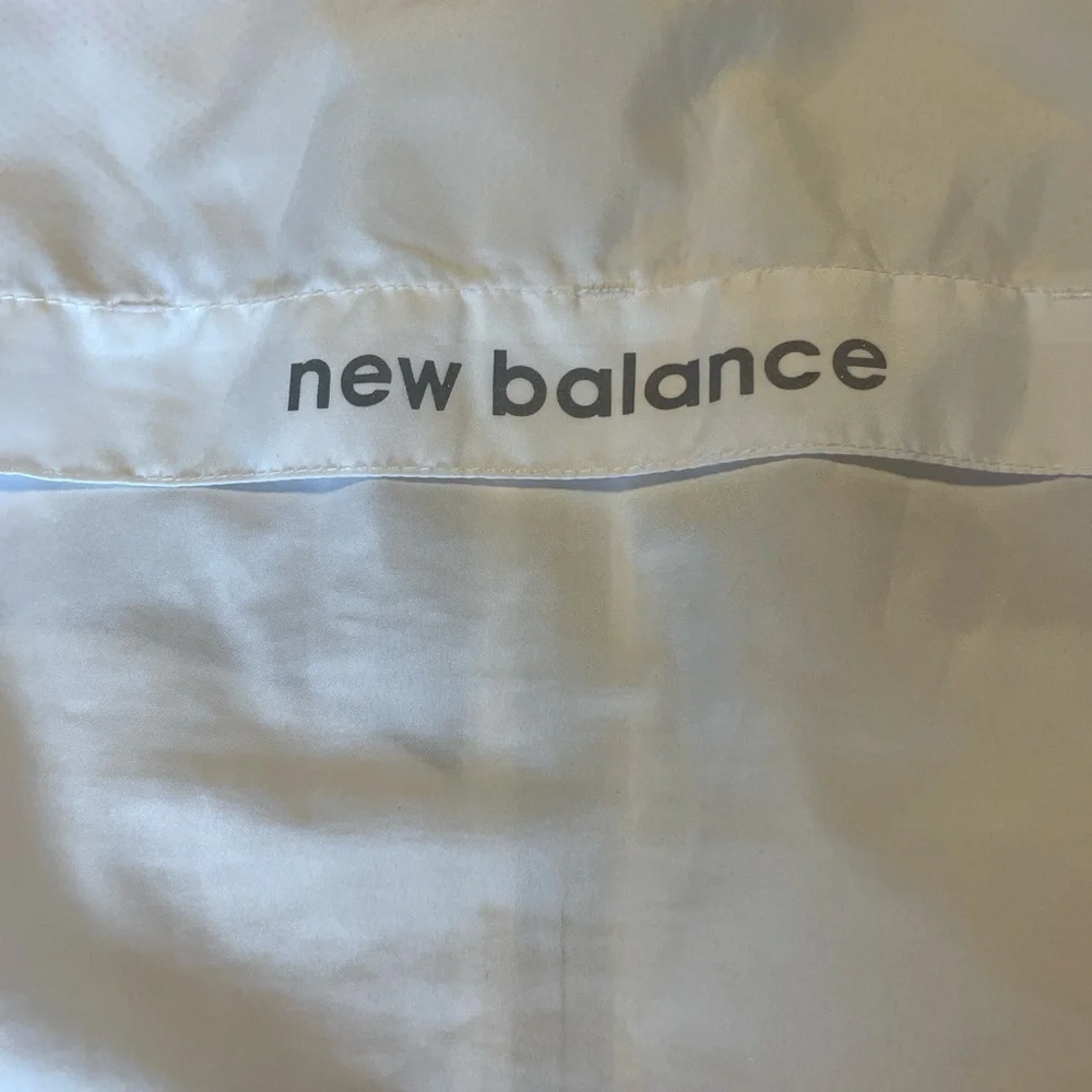 Breast Cancer Awareness New Balance Women's White and Pink Jacket - Picture 5 of 5